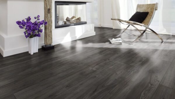 PARQUET 8MM EXQUISIT PLUS CLIC AC4 CHENE MONTMELO LAVE – Image 2
