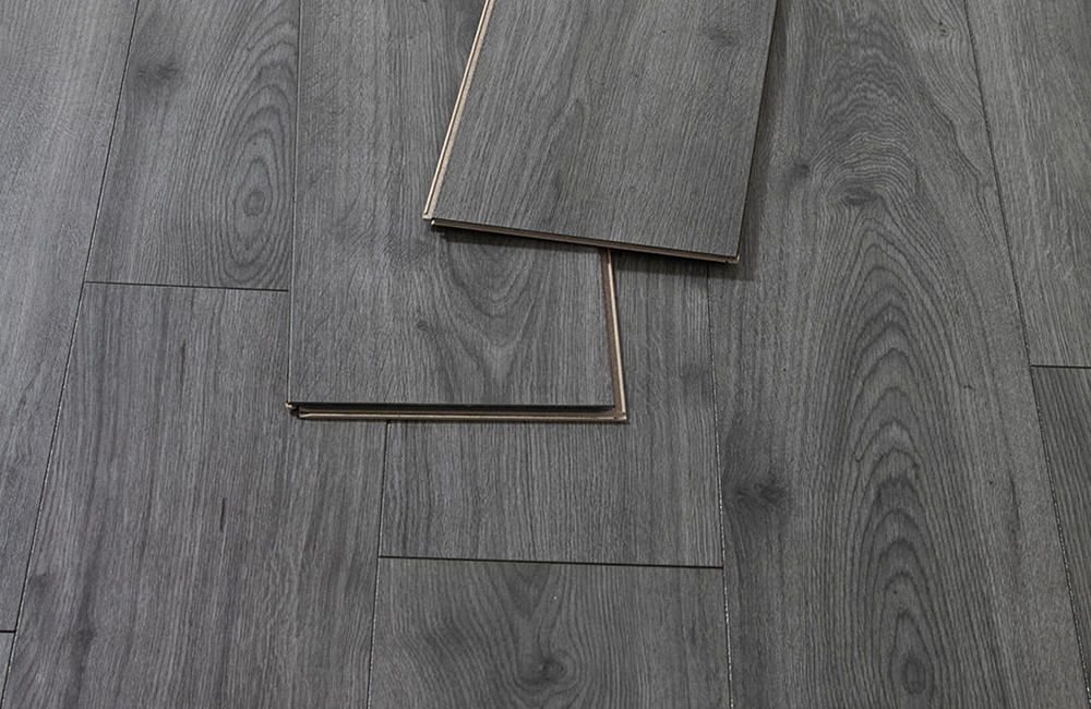 PARQUET 7MM STANDARD MILLINNIUM OAK